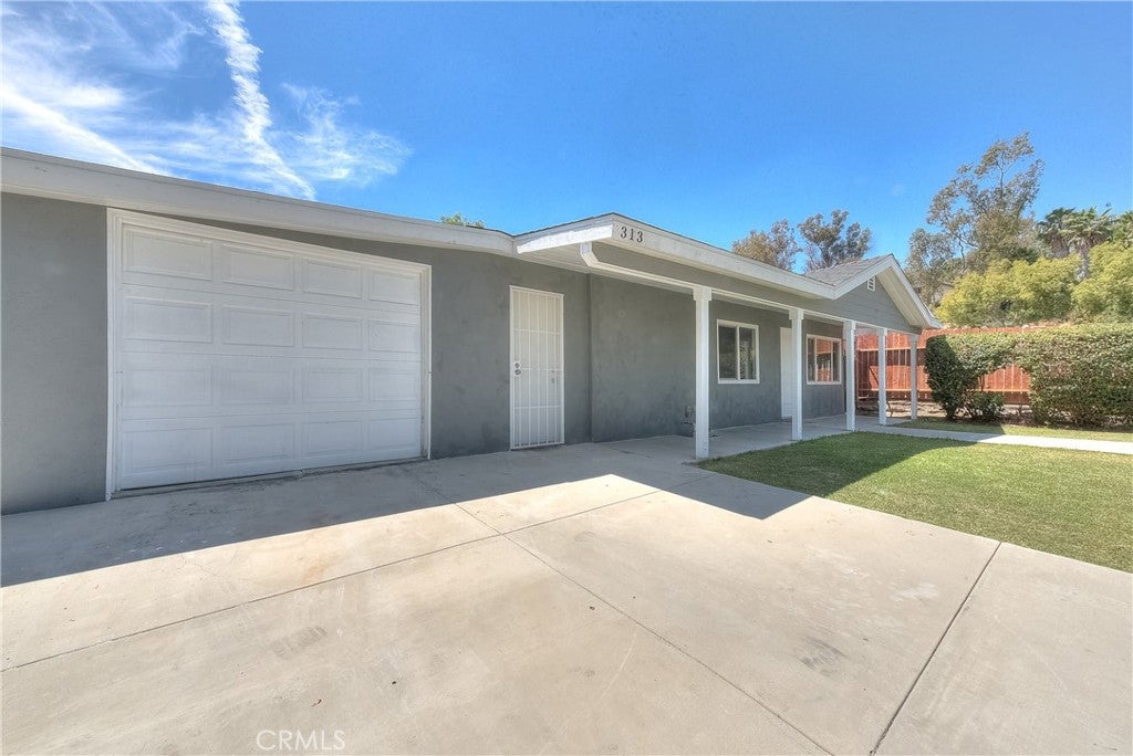 313 Abery AVE, La Puente CA 91744