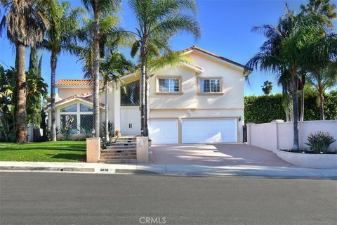 5070 Avenida Oriente Tarzana CA 91356