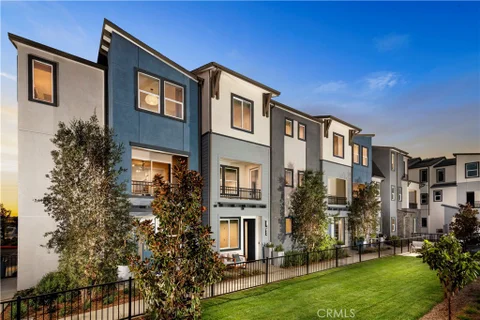 MLS: OC26194520