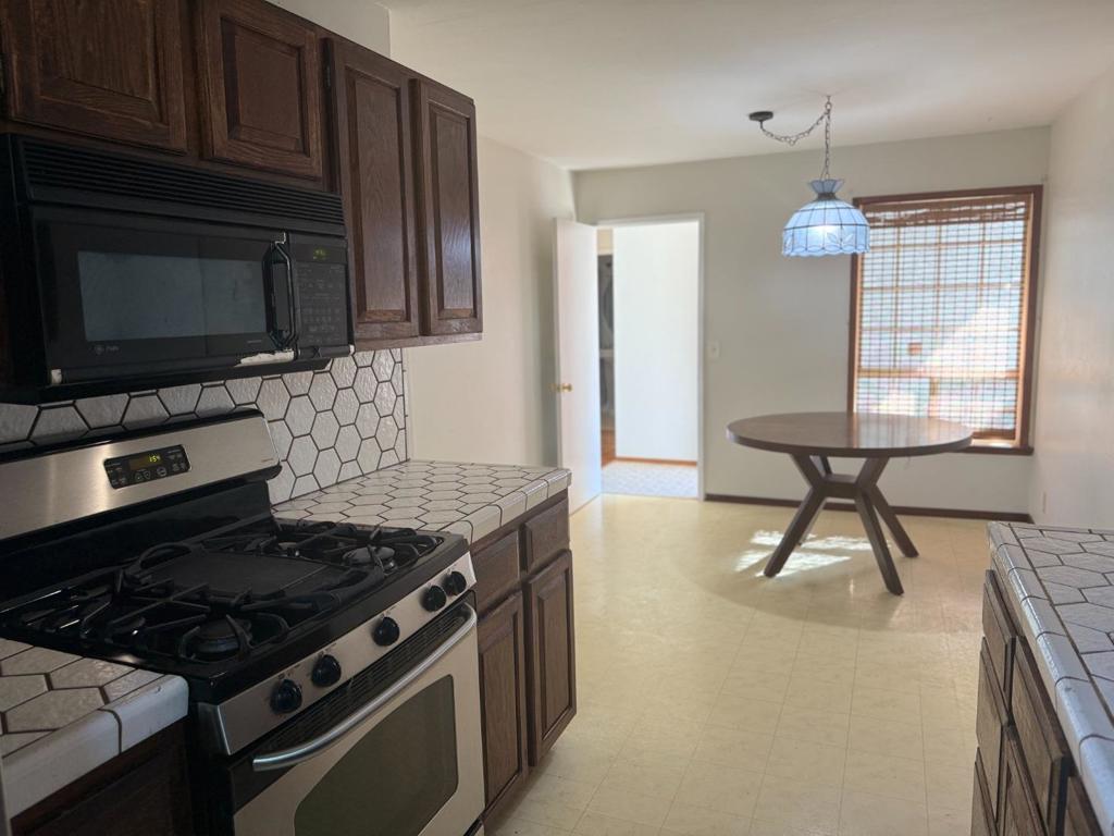 1041 Crespi Drive