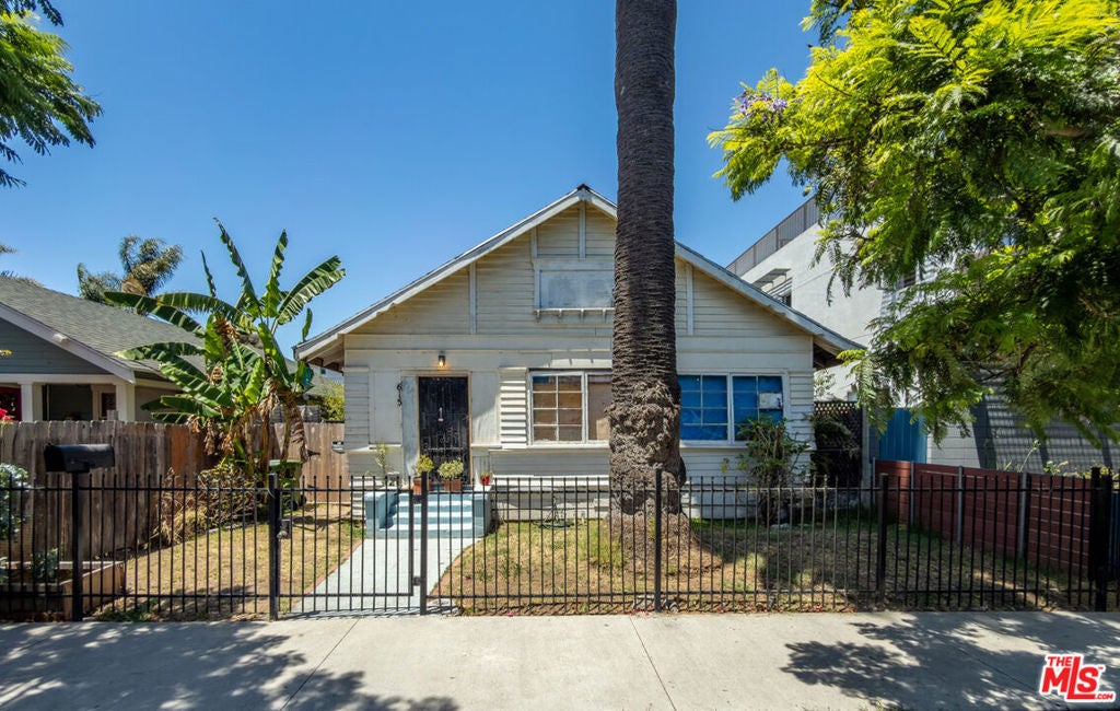 615 San Juan Avenue