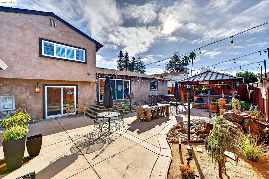 VISTA PARK - Residential