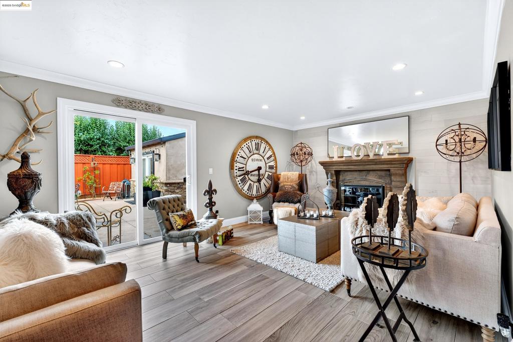 VISTA PARK - Residential