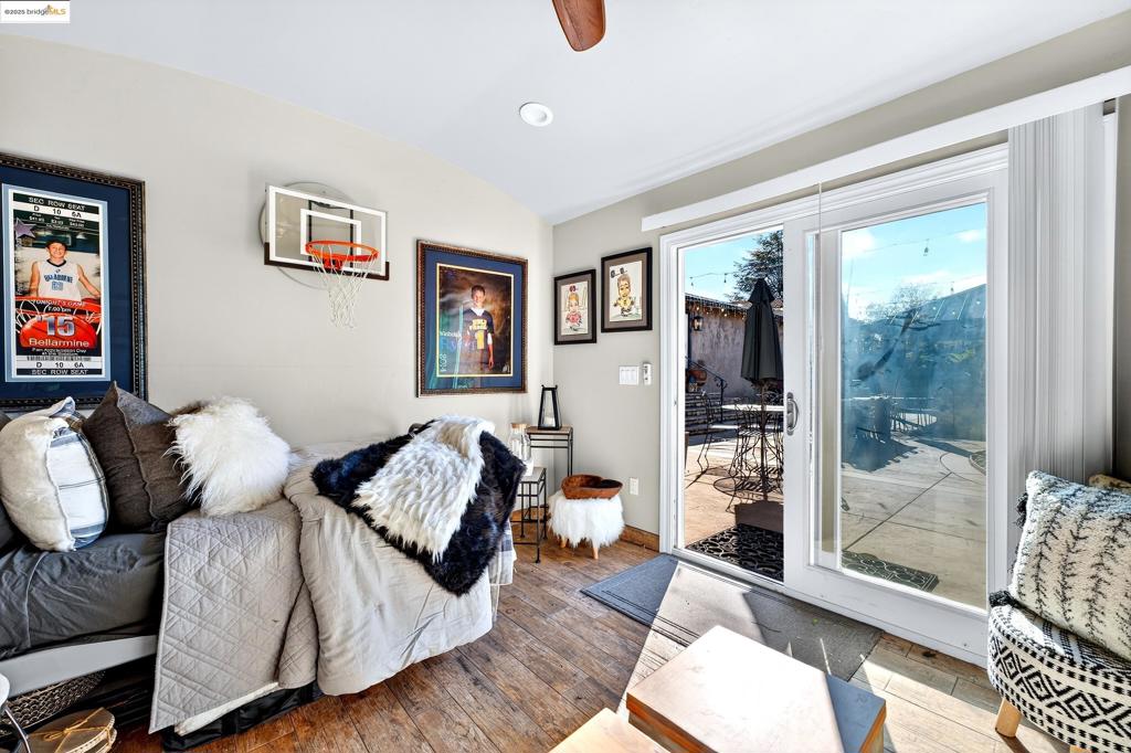 VISTA PARK - Residential