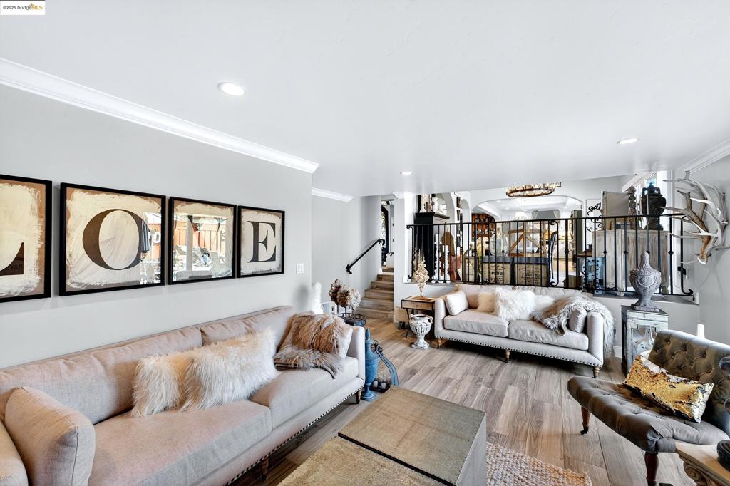 VISTA PARK - Residential