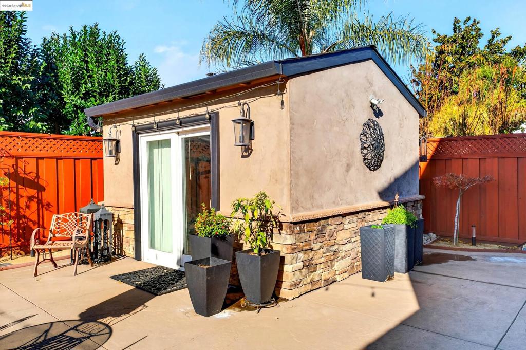 VISTA PARK - Residential