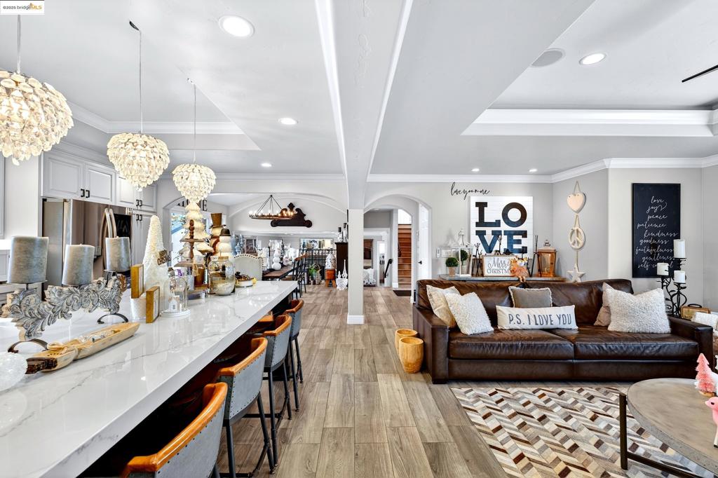 VISTA PARK - Residential