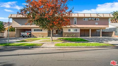 Photo of 423 N Harvard Boulevard, Los Angeles, CA 90004 (MLS # 26648061)