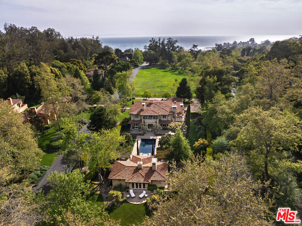 2035 Creekside Road