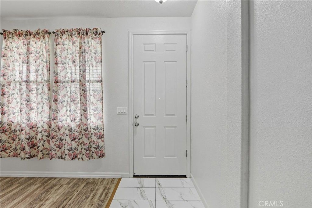 Photo of 9209 Rosecut Court Ct, Sacramento, CA 95829 (MLS # SR25232695)