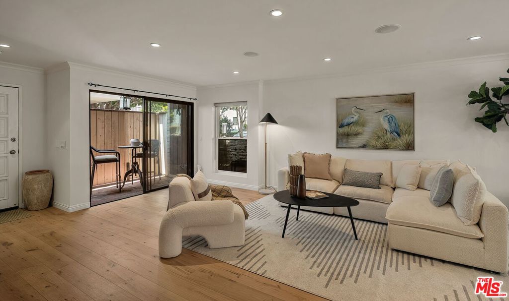 914 2nd Street A