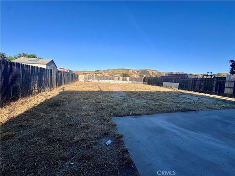 Tiny photo for 210 Calle Arroyo, Shandon, CA 93461 (MLS # SC26075717)