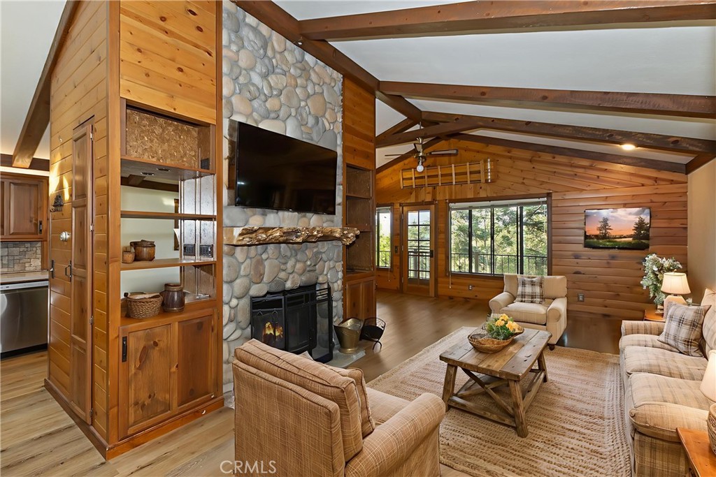 501 Wellsley Drive