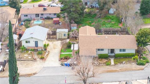Photo of 323 Crum Rd, Templeton, CA 93465 (MLS # NS26028673)