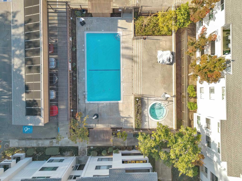 SUNDALE - Residential