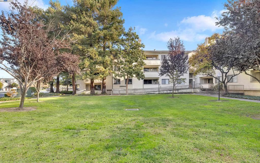 SUNDALE - Residential