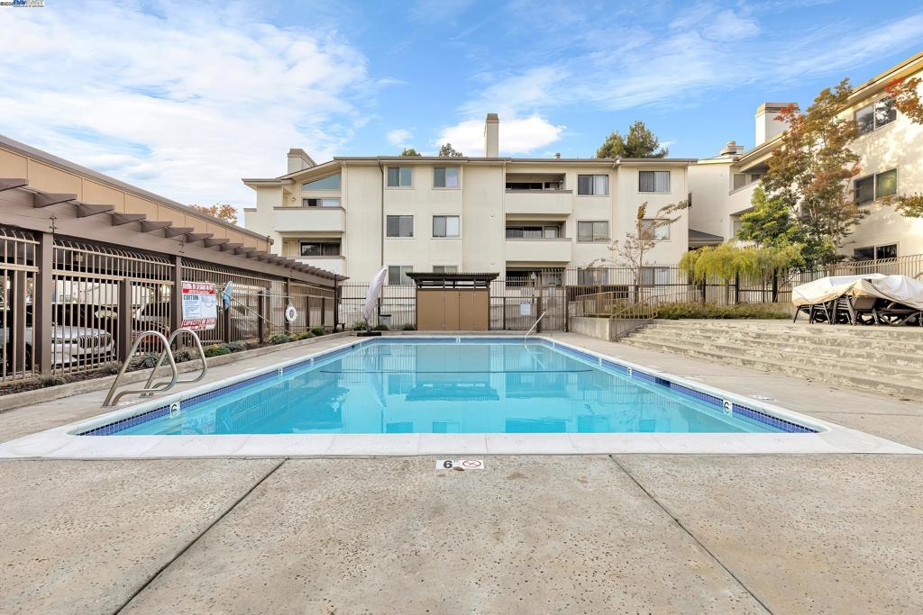 SUNDALE - Residential