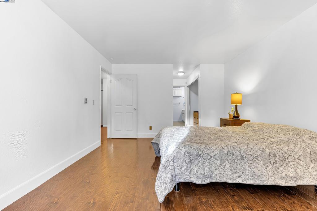 SUNDALE - Residential