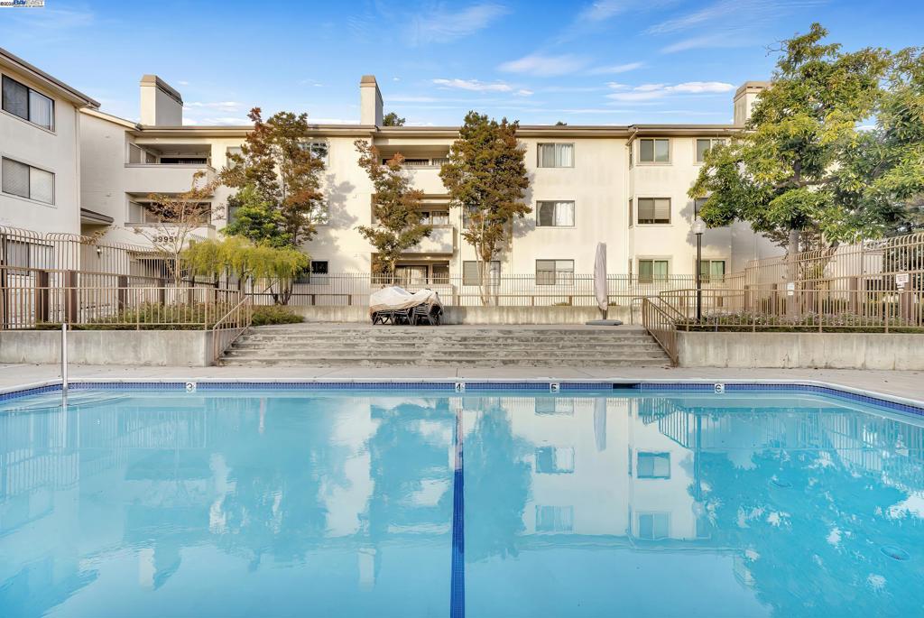 SUNDALE - Residential