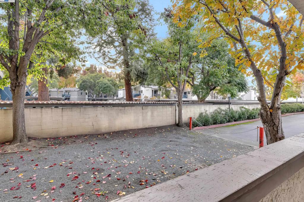 SUNDALE - Residential