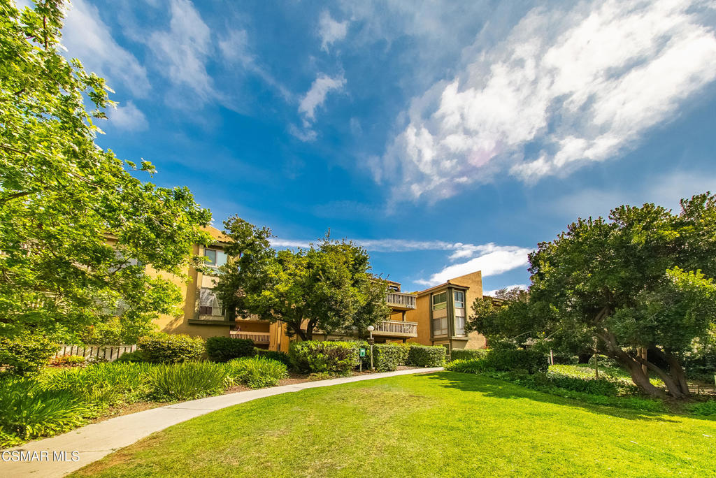 255 Sequoia Court 21