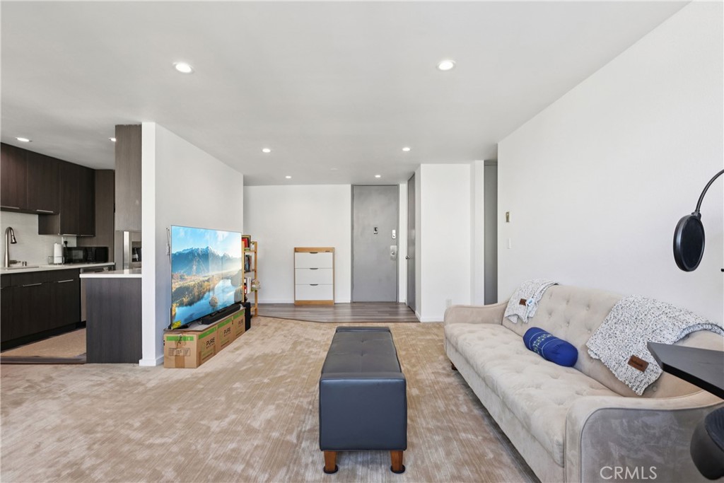 5950 Canterbury Drive C312