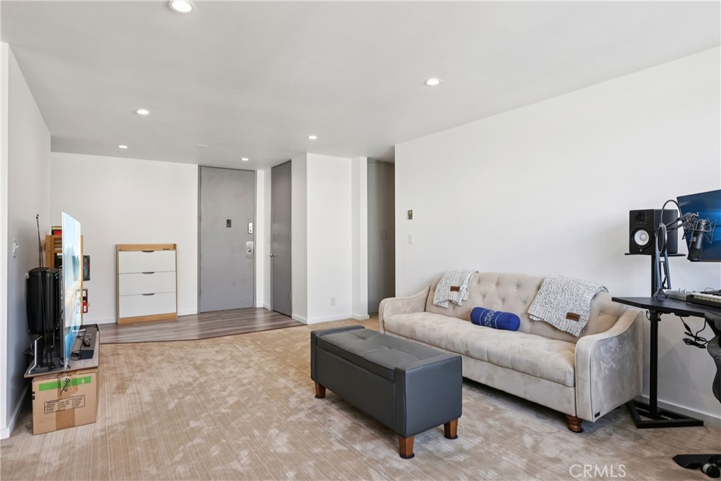 5950 Canterbury Drive C312