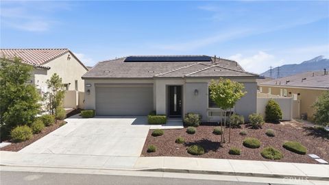 Photo of 1514 Kylemore Way, Beaumont, CA 92223 (MLS # SW26081319)
