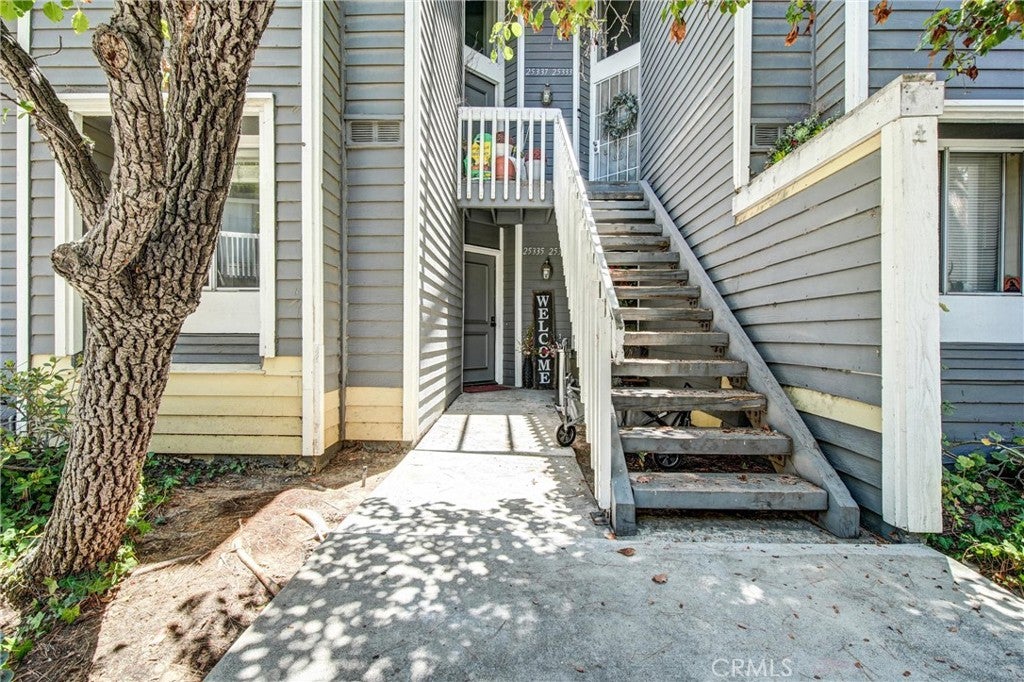 25335 Pine Creek LN, Los Angeles CA 90744