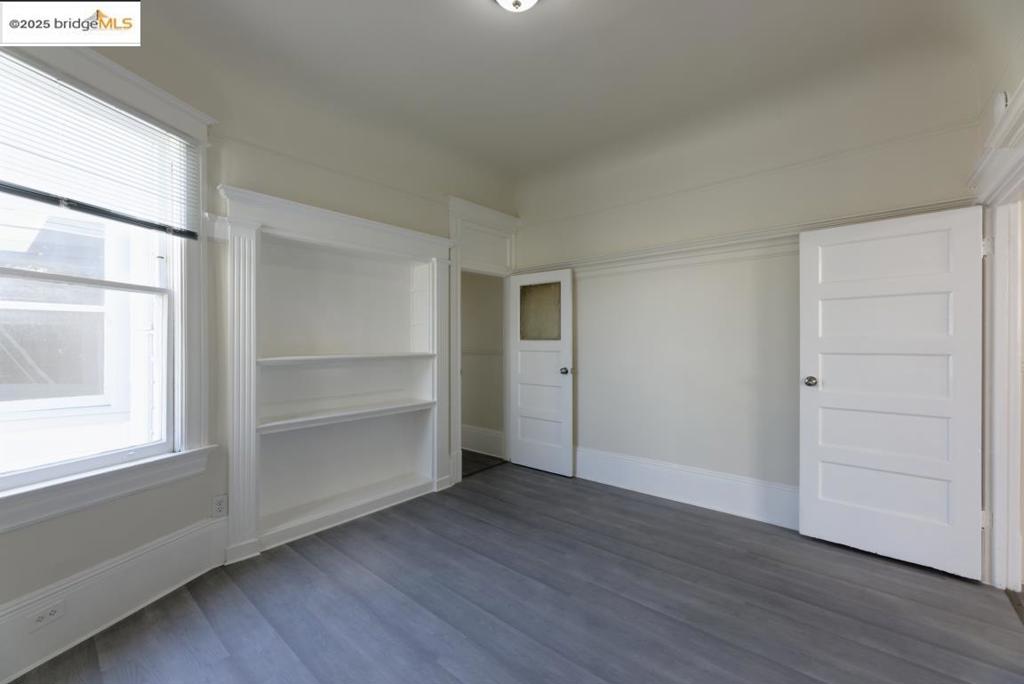 NOB HILL - Residential