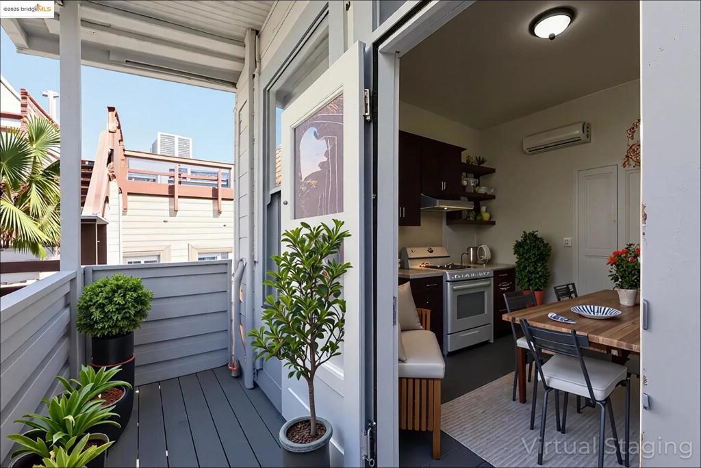 NOB HILL - Residential