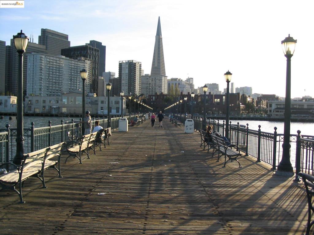 NOB HILL - Residential
