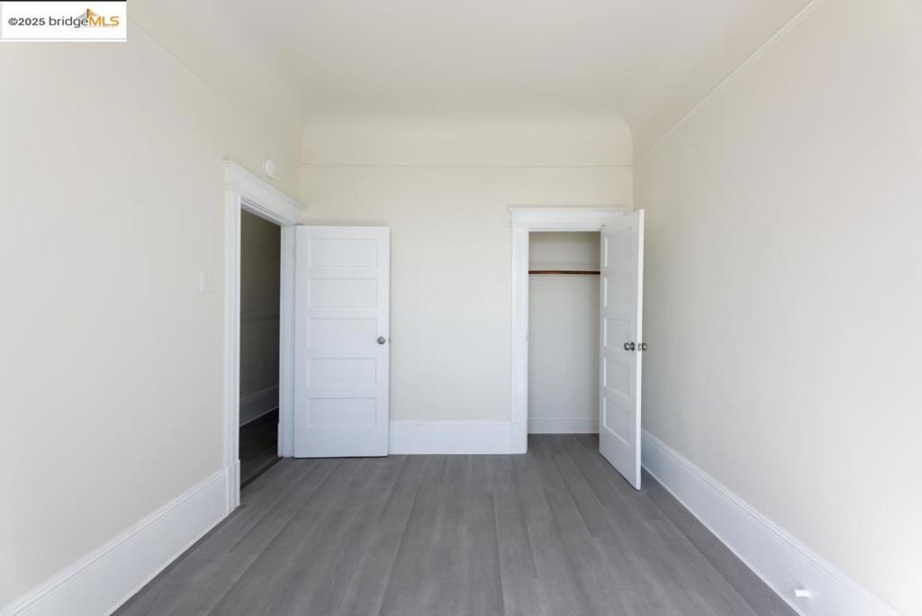 NOB HILL - Residential