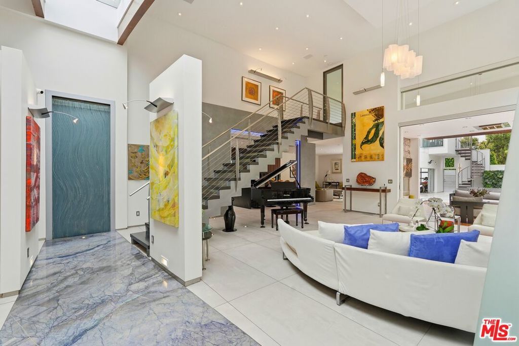 Photo of 624 23rd Street, Santa Monica, CA 90402 (MLS # 26670613)