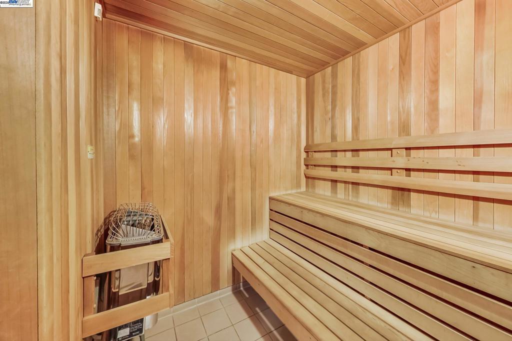 OLD TOWN - Residential