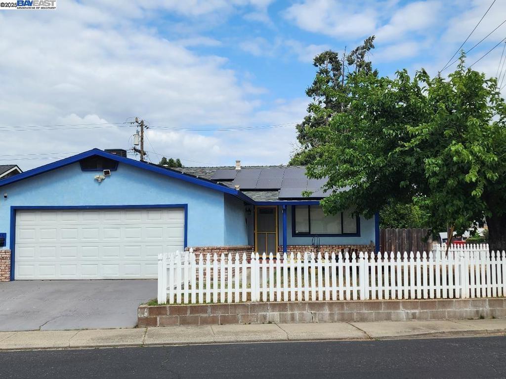 Price reduced for quick sale on this Great home on beautiful corner lot with too many updates to list them all! Home has fully paid for $25,000 solar system (2017) for your power needs! Corner lot has easy access to rear and side yard for RV/vehicle access, would be great area for detached garage or ADU unit. Kitchen has updated appliances and a Reverse Osmosis water treatment system to go with touch less faucet. Water heater (2025) Heater and A/C (2023) unit are less then 2 years old and comes with an Alexa thermostat. Main sewer line going to street has been replaced (2025) and has 2 clean outs. All bedrooms have ceiling fans, garage door opener has been replaced. Has large pantry in kitchen, lots of extra cabinets and storage shed out back for all your extra storage needs.