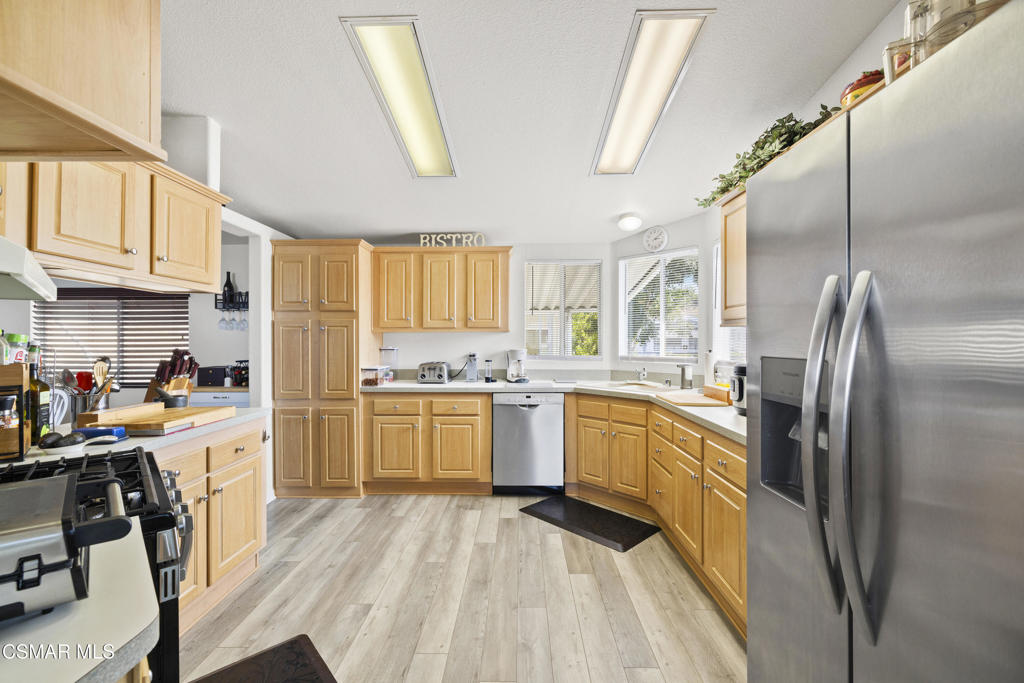 Friendly Village-240 - 240 - Manufactured In Park