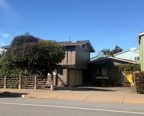 Photo of 701 41st Avenue, Santa Cruz, CA 95062 (MLS # ML82036946)