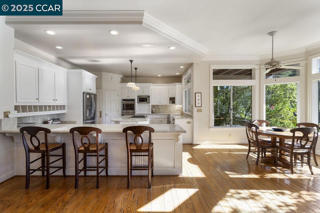 STONEGATE - Residential