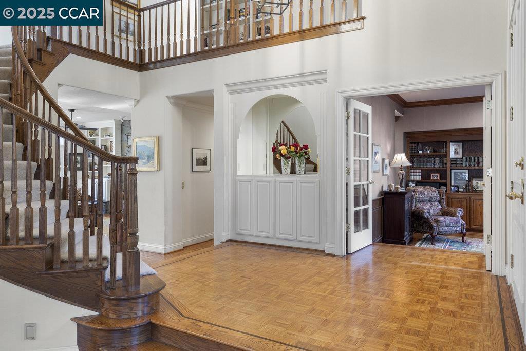 STONEGATE - Residential