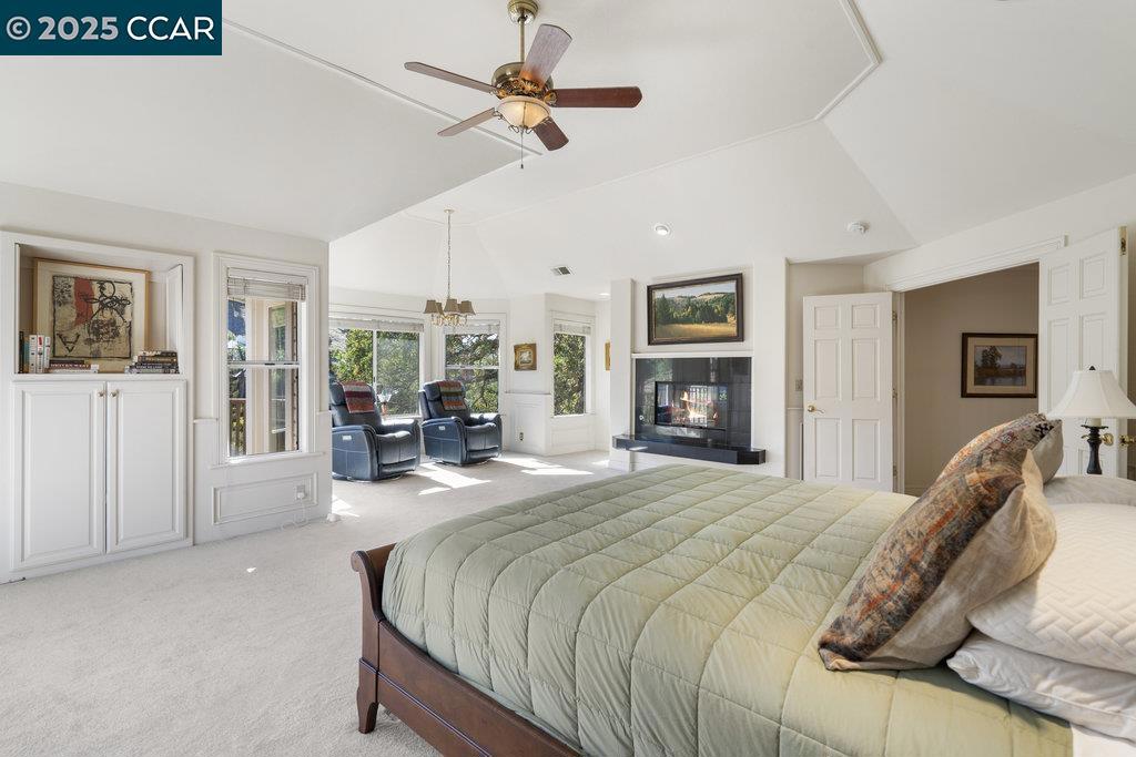 STONEGATE - Residential