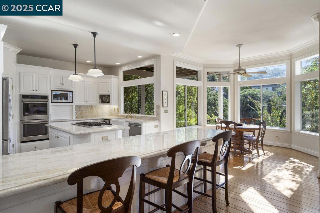 STONEGATE - Residential