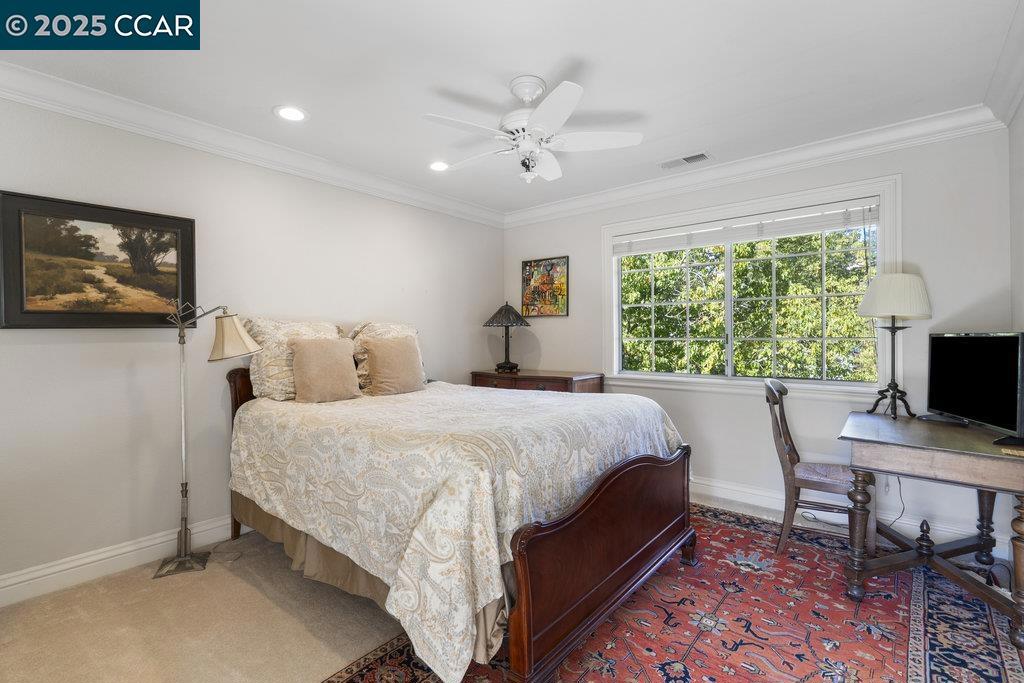 STONEGATE - Residential