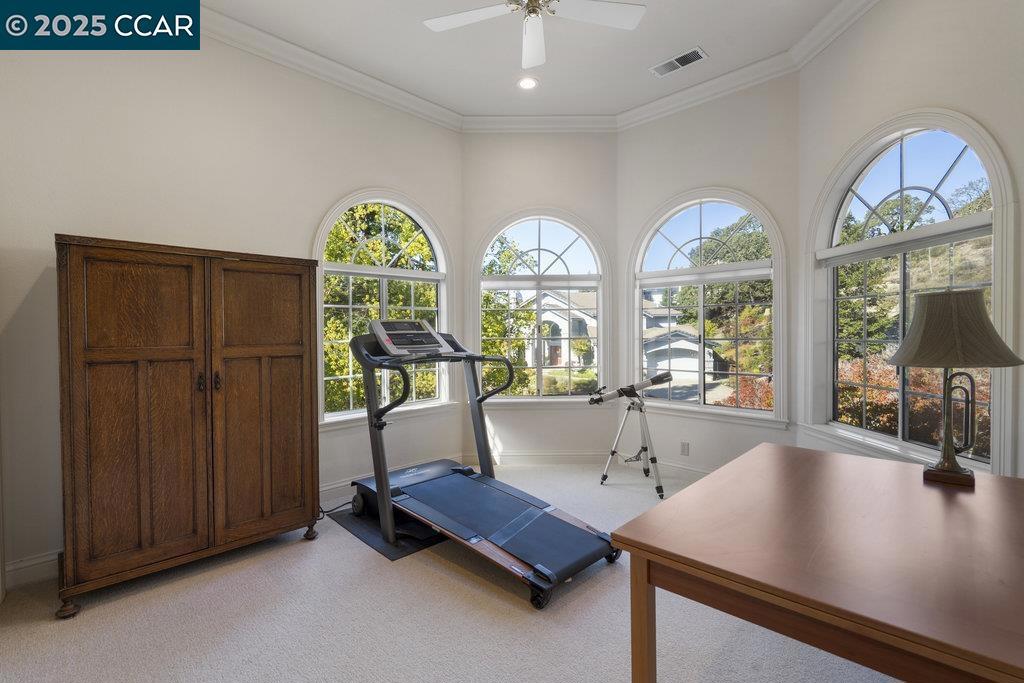 STONEGATE - Residential