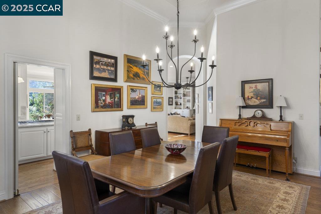 STONEGATE - Residential