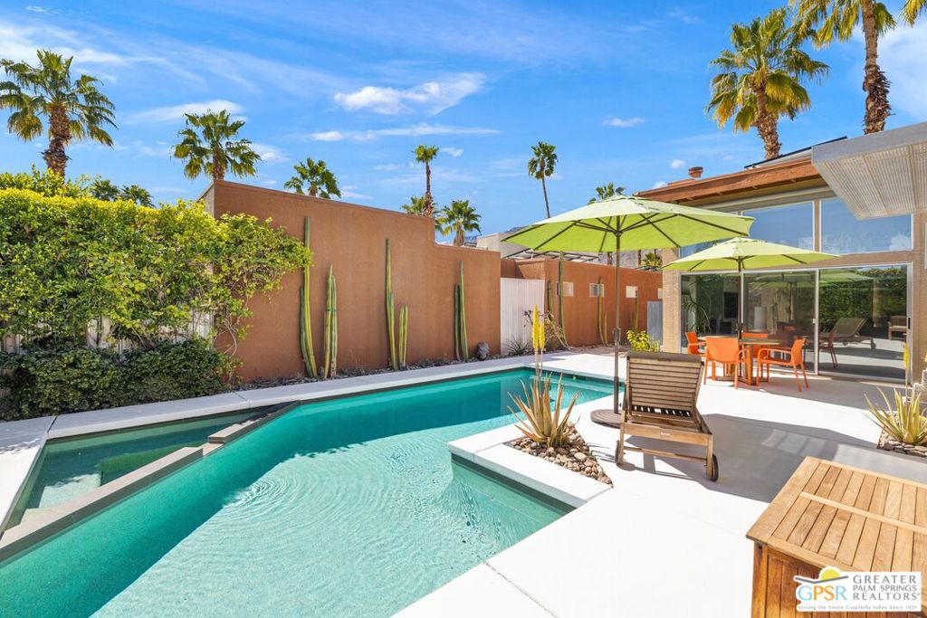 Dunes Court - Residential