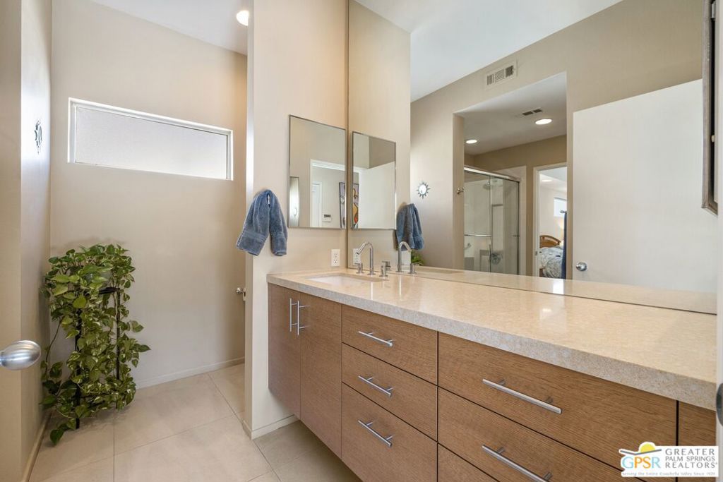 Dunes Court - Residential