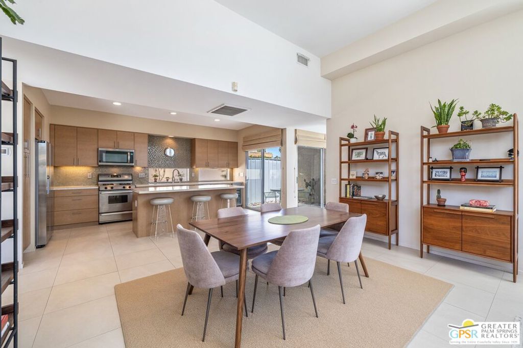 Dunes Court - Residential