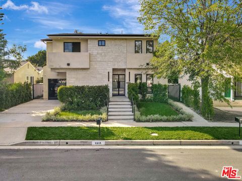 Tiny photo for 5935 Yarmouth Avenue, Encino, CA 91316 (MLS # 25621083)