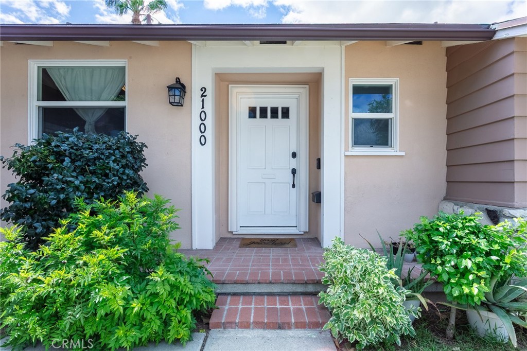 21000 Elkwood